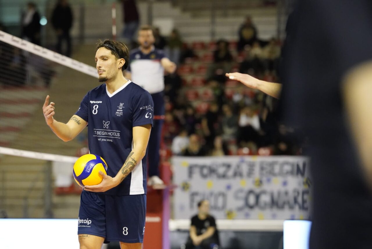 Francesco Andriola scuote la The Begin Volley An